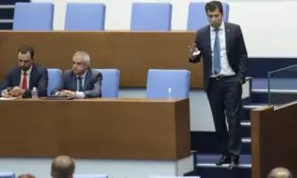 Господин Петков предлагам ви от 8000 м рязко да се