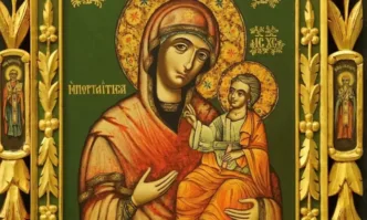 Всеки един автор който рисува икони няма как да не