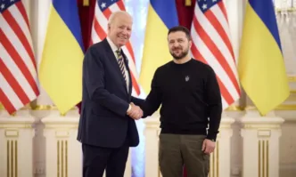 Джо Байдън с изненадващо посещение в Киев