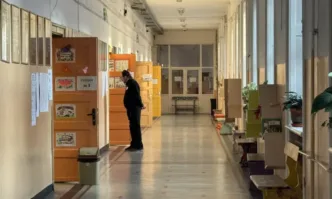 Изборният ден в който България гласува за 52 рото Народно събрание започна От Министерството на