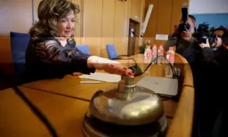 Столичният общински съвет излезе в 30 минутна почивка в очакване на