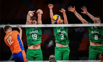 България победи Нидерландия с 3:0 в олимпийска квалификация по волейбол