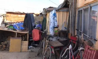 Събарят на незаконни къщи в пловдивската Шекер махала