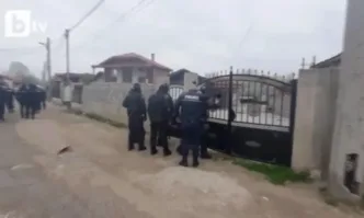 Арести след случая с нападението над полицаи в Стамболийски. Местни твърдят, че са заплашвани с пушки