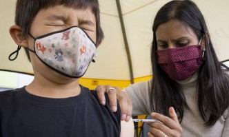 Властите не предвиждат затваряне Белгийските власти започват ваксинация на деца