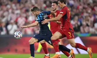 Първото добро положение в мача дойде в 12 ата минута и