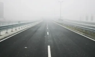 Карайте внимателно: Намалена видимост на магистрала Тракия край Стара Загора