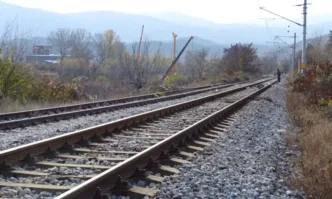 Влак дерайлира в района на село Зверино, няма пострадали (ОБНОВЕНА)