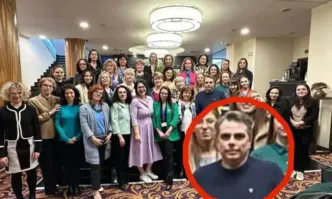 През уикенда беше учредена Тя Промяната дамска структура на