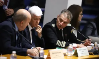 Комисията по отбрана прие проекта за втората партида изтребители F 16