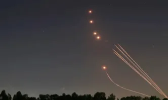 След като от Сирия бяха изстреляни три ракети към Голанските възвишения: Израел започна въздушни удари