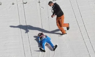 Четирикратният световен шампион на ски скокове Танде е в кома след тежко падане