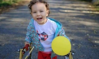 Около 10 месеца след раждането ние разбираме че тя има