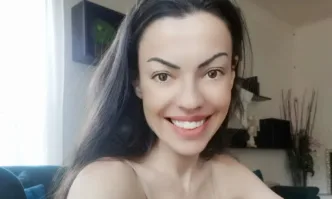 Вчера дъщерята на Наско Сираков и Илиана Раева се оплака