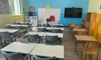 Министерство на образованието предлага намаляване на часовете по чужд език
