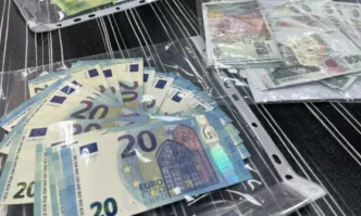 43 годишна жена си напазарува в магазин в Монтана с