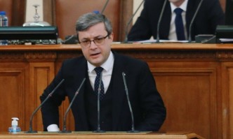 Очакваме ако някой иска подкрепа да я потърси публично До