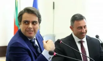 Бившият шеф на НАП Румен Спецов се е върнал към