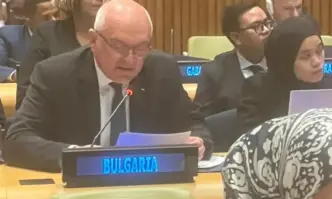 Правителствата бизнесът академичните среди и гражданското общество трябва да работят