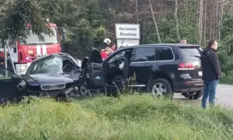 Колата на НСО се е движила със 160 км ч смята