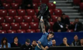 Страхотен Кузманов поведе България към 1/4-финалите на ATP Cup