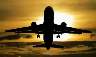 Молдова временно е затворила въздушното си пространство съобщи националната авиокомпания
