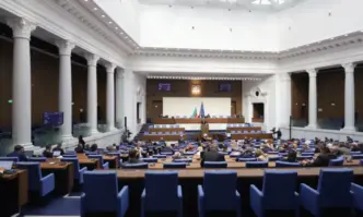 Частните болници си запазват правото да не организират обществени поръчки