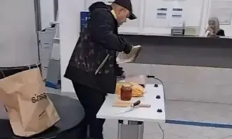 Скаричката ми ли оправи стълбовете за 40 минути диви се