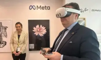 Финансовият министър и делегацията от министри които са на 10 дневно