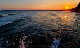 Двама мъже изчезнаха в морето край Созопол Сигнал е подаден