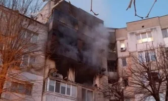 Започна втори оглед на взривения блок във Варна с двама загинали
