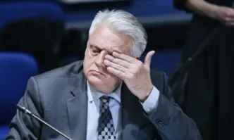 От Фейсбук профила на Христо Терзийски De mortuis sicut de vivis