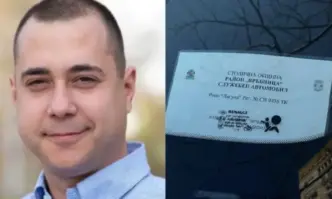 Кметът на район Връбница Румен Костадинов си изработи личен стикер