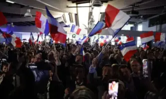 Крайнодясното национално обединение на Франция печели евровота във Франция сочат