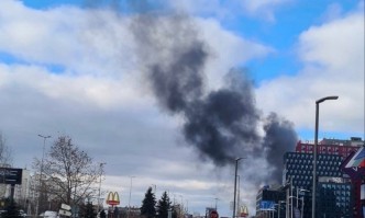 Задимяване е имало в едното пътно платноПожар горя край столичния