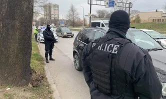 Терористична заплаха: Над 15 задържани в Бургас