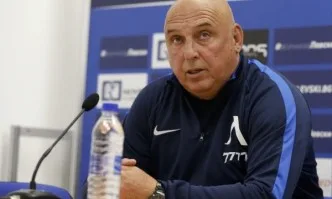 Треньорът на Левски: ЦСКА има предимство за дербито