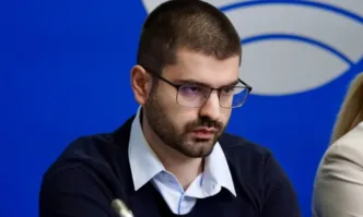 От Фейсбук профила на Виктор БлъсковМожеш да игнорираш реалността колкото