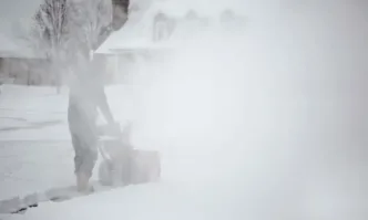 Екстремно време в САЩ - силни ветрове, снежни бури и жеги