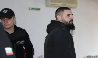 Пловдивският окръжен съд потвърди решението на Районния съд и върна делото по