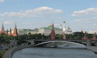 Русия налага визови ограничения за граждани на неприятелски държави