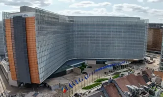 ЕК ще обяви след месец каква сума по ПВУ може да задържи, ако България не изпълни условията