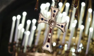 Цветница е Християнският празник е подвижен и се чества както