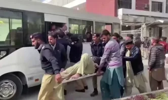 Взрив в джамия в Пакистан, има жертви и ранени