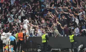 Чуковете надвиха Фиорентина с гол в 90 та минутаУест Хем е