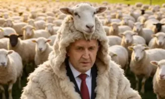 От Фейсбук профила на режисьора Евгени Михайлов Градската демократична общност