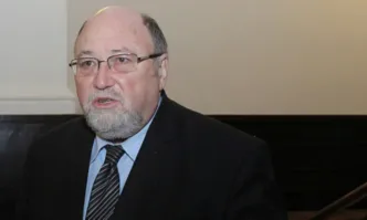 Предложението за ротация на председателя на НС е глупаво и