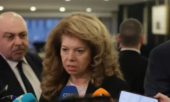 Президентът Йотова след среща със служби и силови министри: Няма риск за България към момента