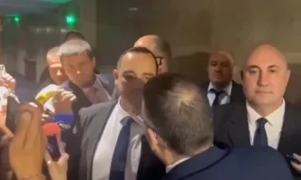 Напрежение избухна в Народното събрание между депутати от Величие и