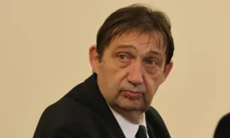 Министърът на регионалното развитие и благоустройството Иван Шишков лично ще